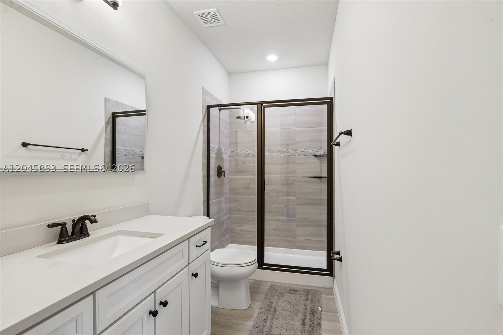 HILLCREST COUNTRY CLUB SO - Residential