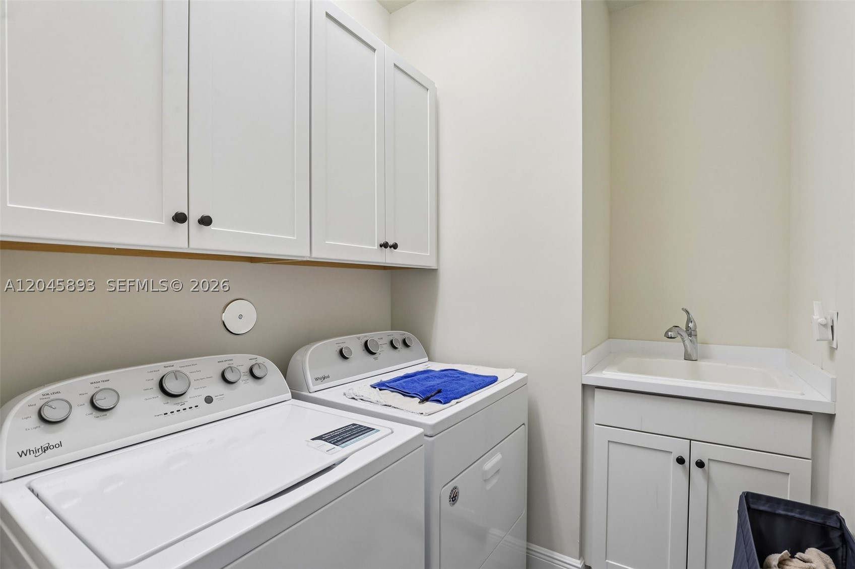HILLCREST COUNTRY CLUB SO - Residential