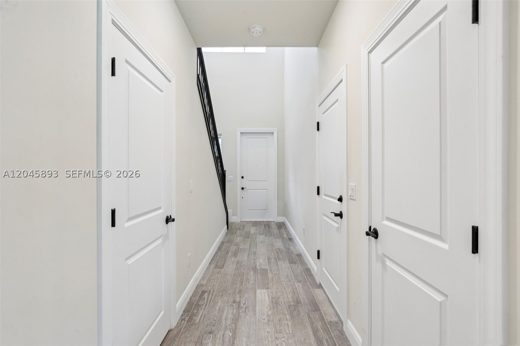 HILLCREST COUNTRY CLUB SO - Residential