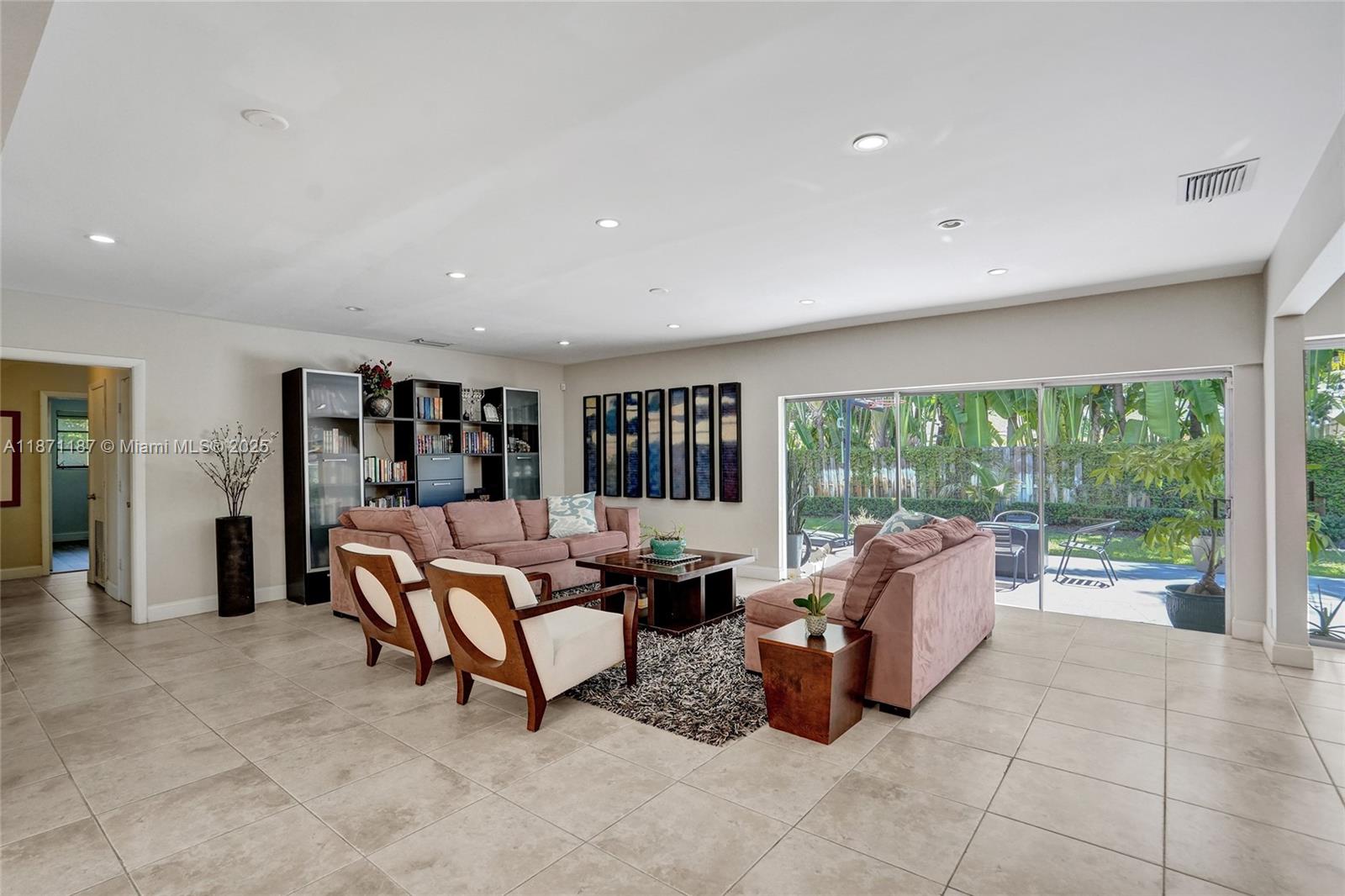OAK FOREST - Residential