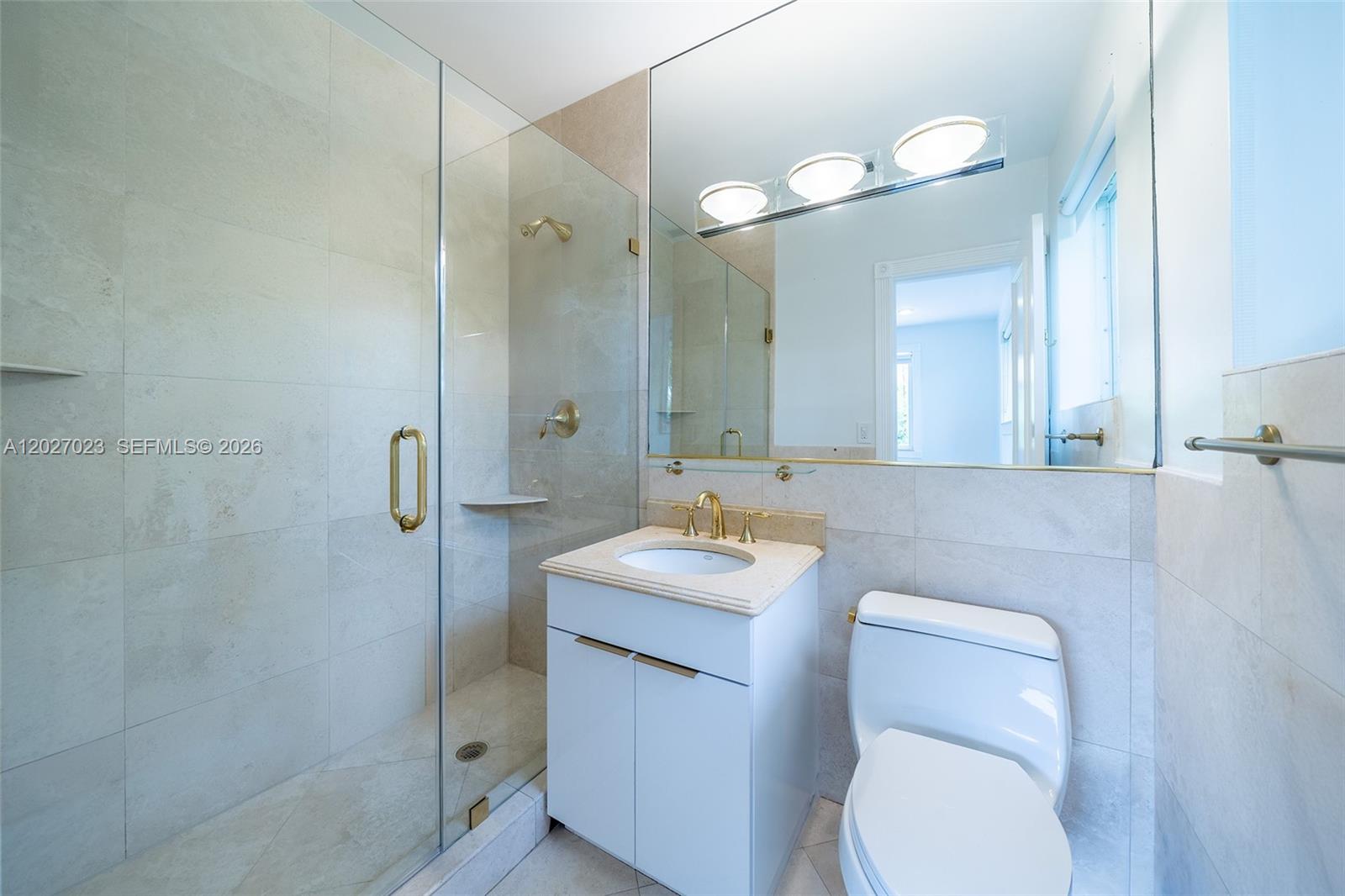 BAY HARBOR ISLAND - Residential Lease