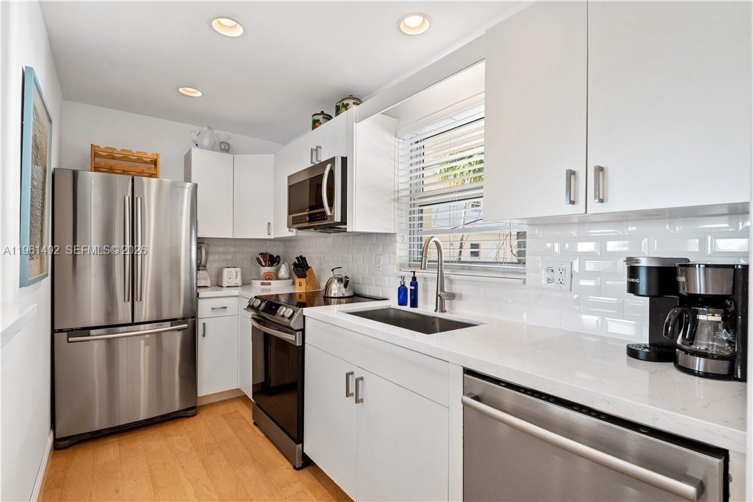 FORT LAUDERDALE YACHT - Residential