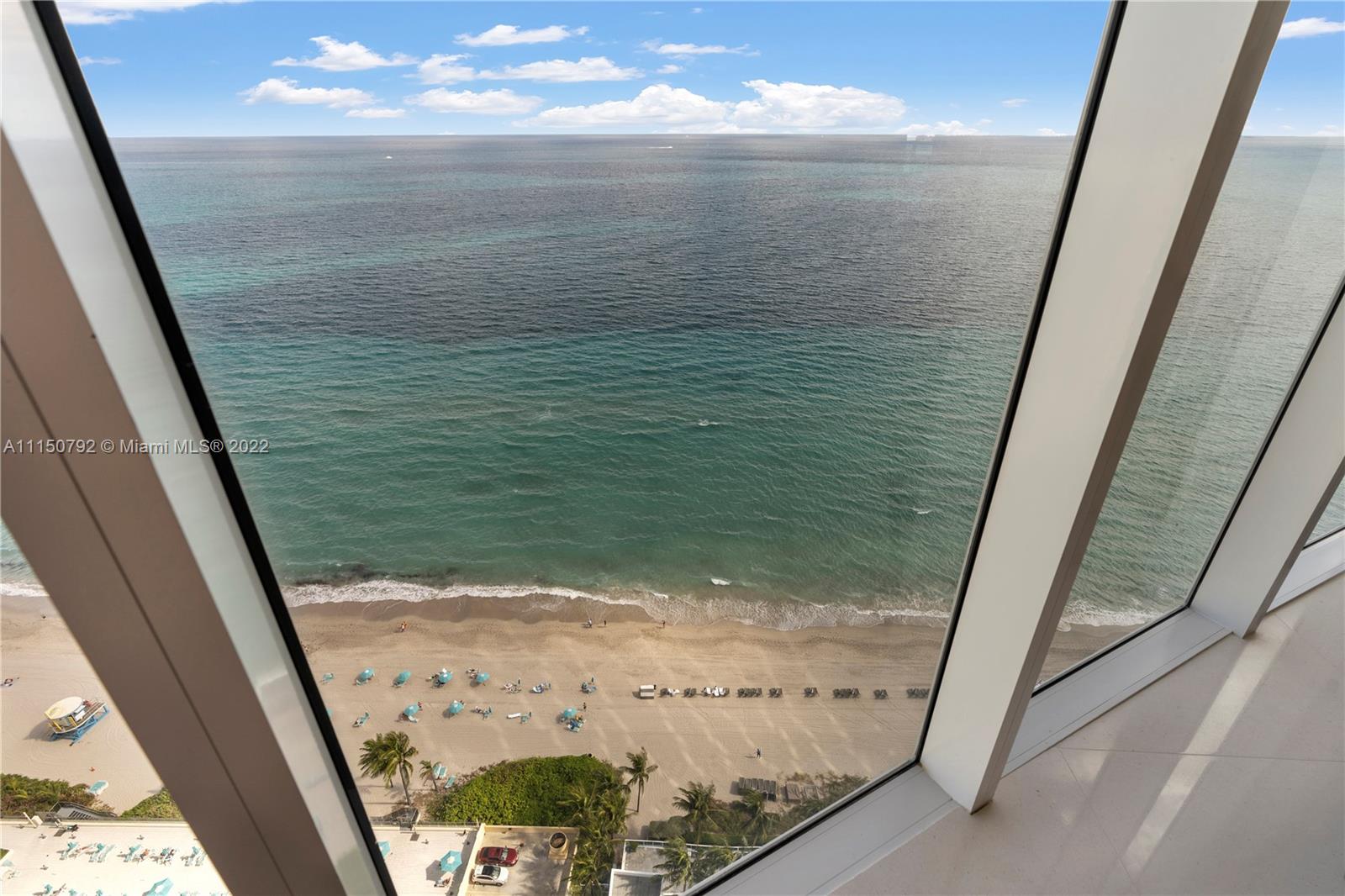 2711 HOLLYWOOD BEACH COND - Residential