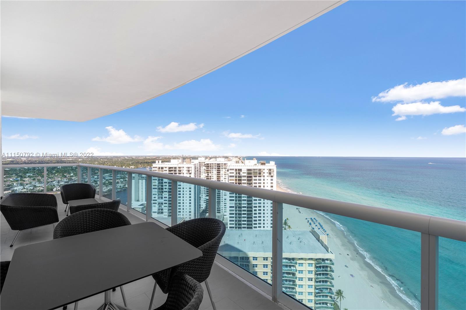 2711 HOLLYWOOD BEACH COND - Residential