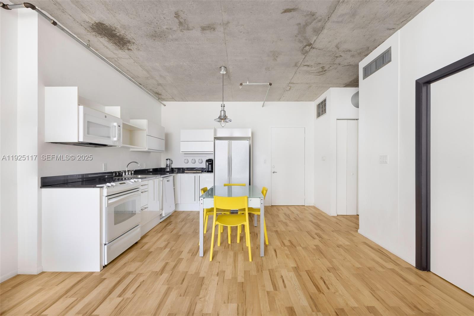 NEO VERTIKA CONDO - Residential Lease