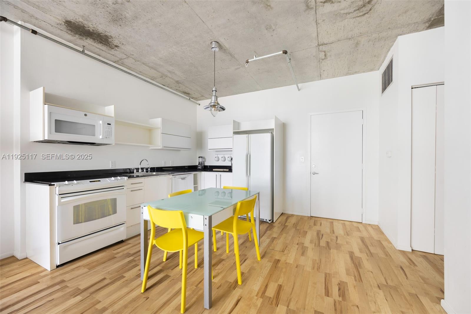 NEO VERTIKA CONDO - Residential Lease