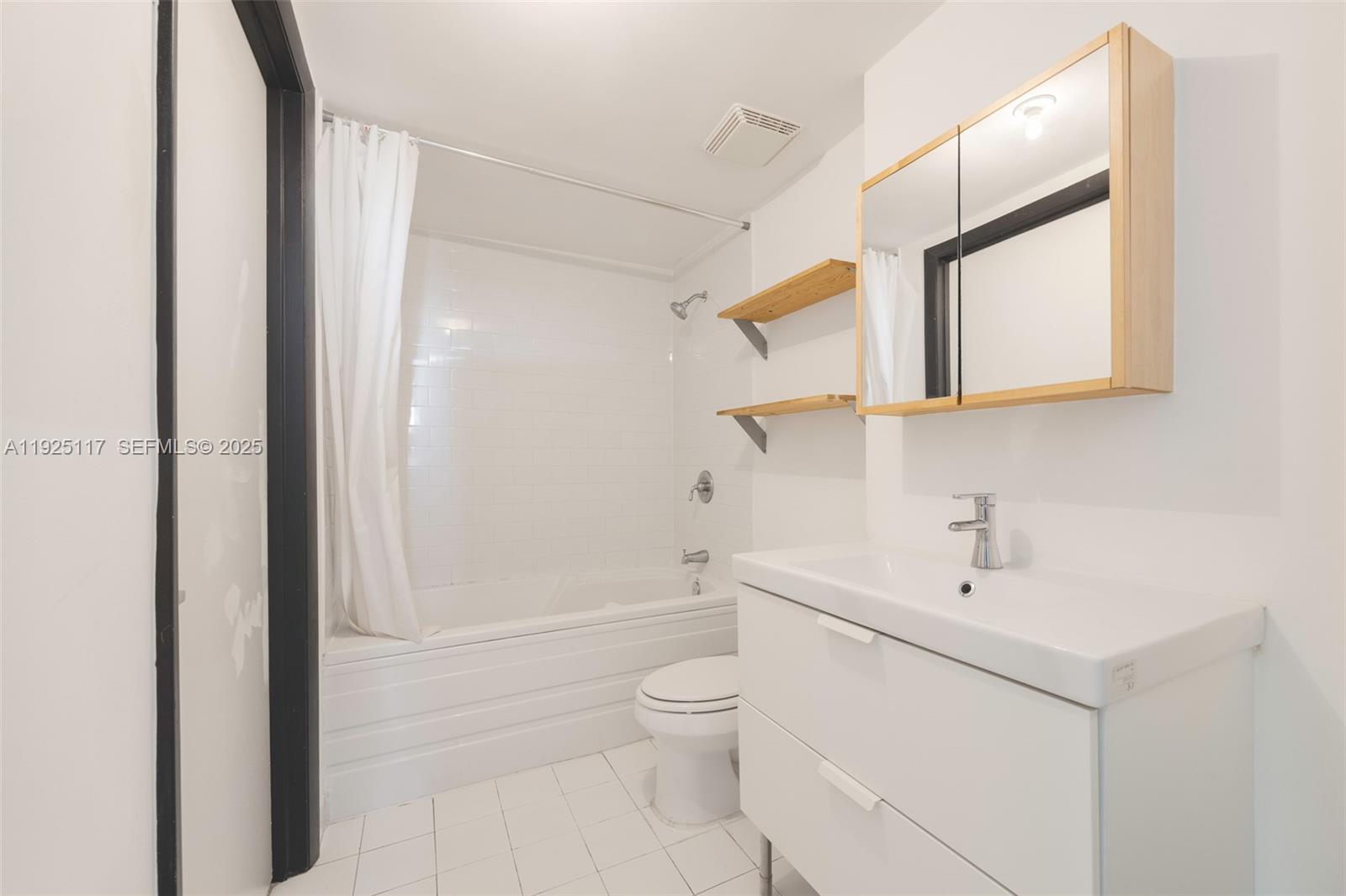 NEO VERTIKA CONDO - Residential Lease