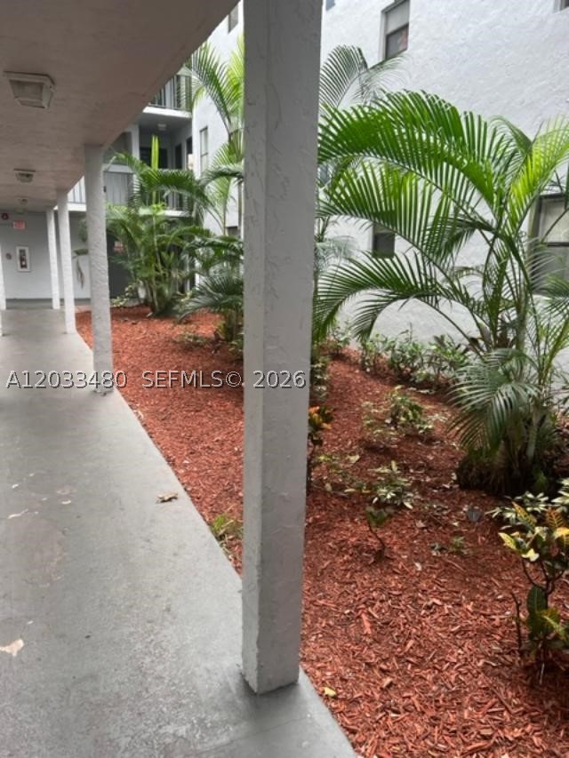 PRESIDENTIAL GOLFVIEW CON - Residential Lease