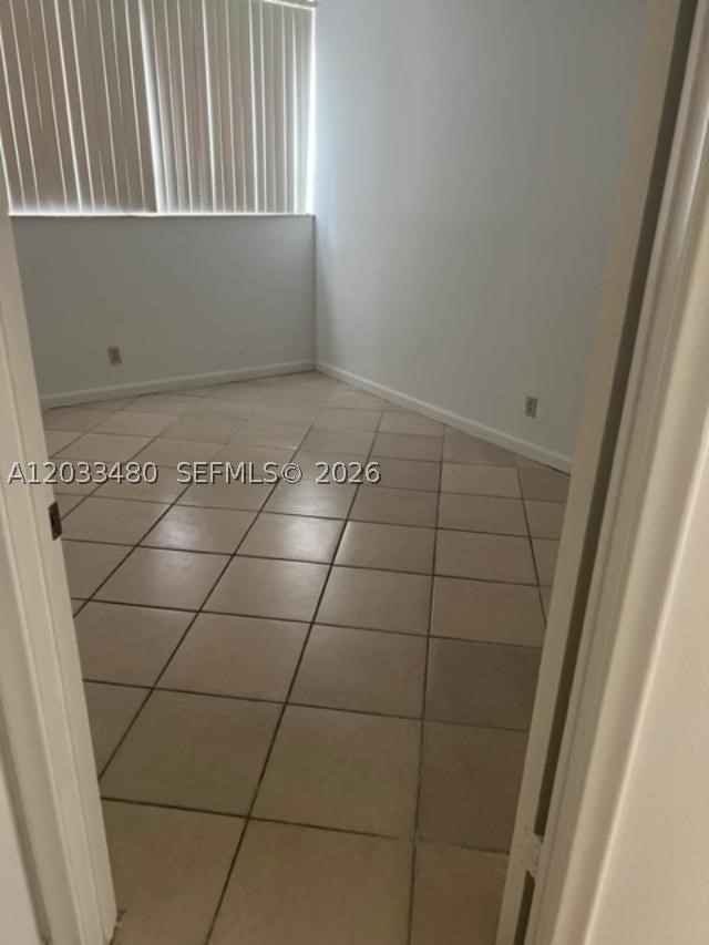 PRESIDENTIAL GOLFVIEW CON - Residential Lease