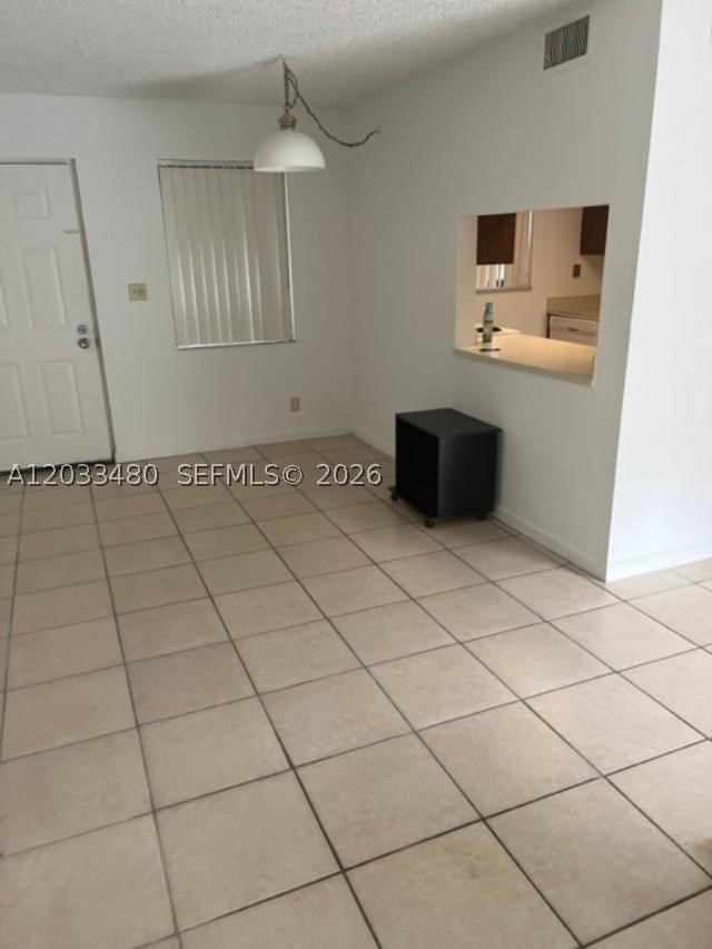 PRESIDENTIAL GOLFVIEW CON - Residential Lease