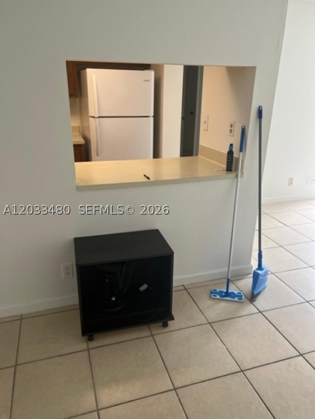 PRESIDENTIAL GOLFVIEW CON - Residential Lease