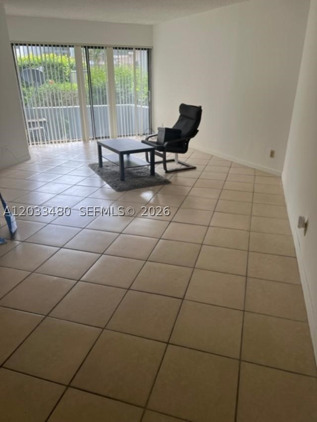 PRESIDENTIAL GOLFVIEW CON - Residential Lease
