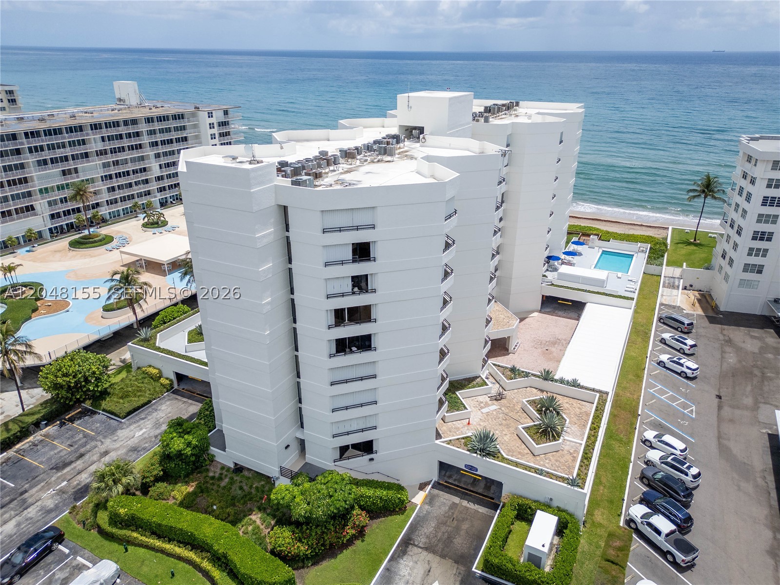 THIRTY FIVE SIXTY CONDO - Residential Lease
