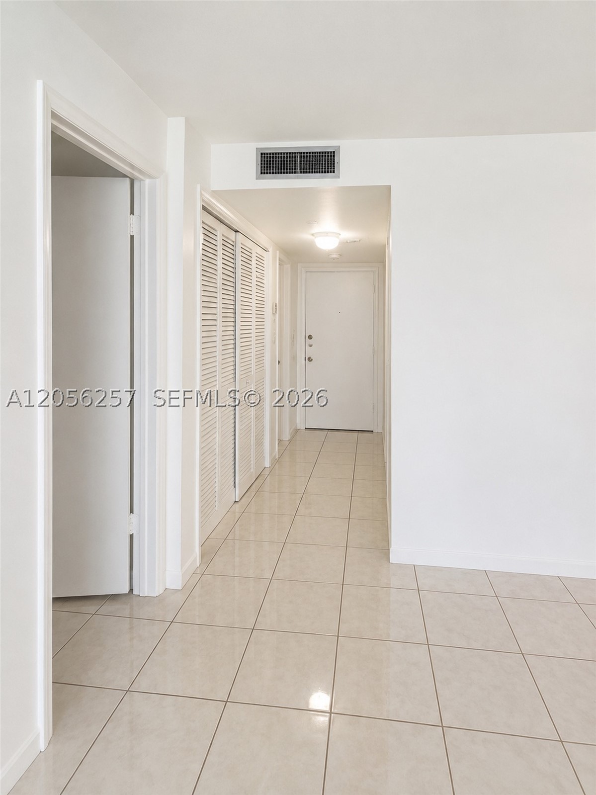 FOUNTAINVIEW CONDO - Residential Lease