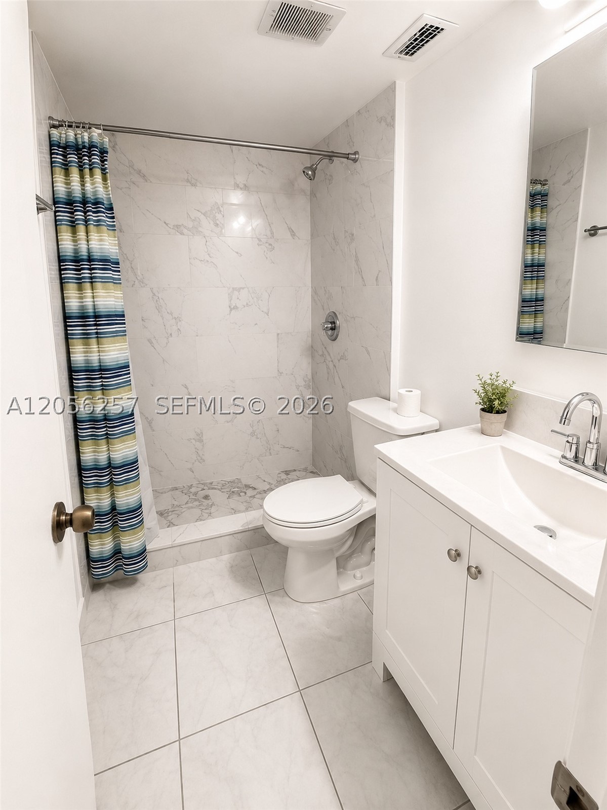 FOUNTAINVIEW CONDO - Residential Lease