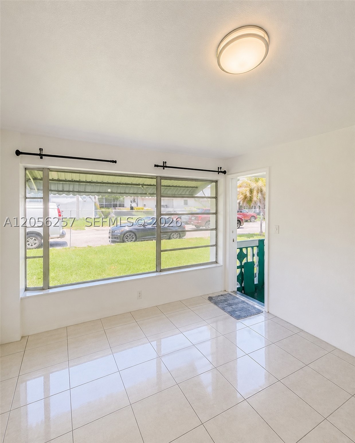 FOUNTAINVIEW CONDO - Residential Lease