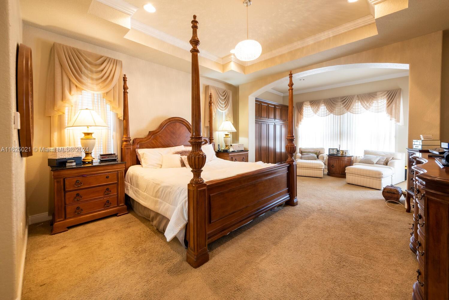 COUNTRY GLEN - Residential