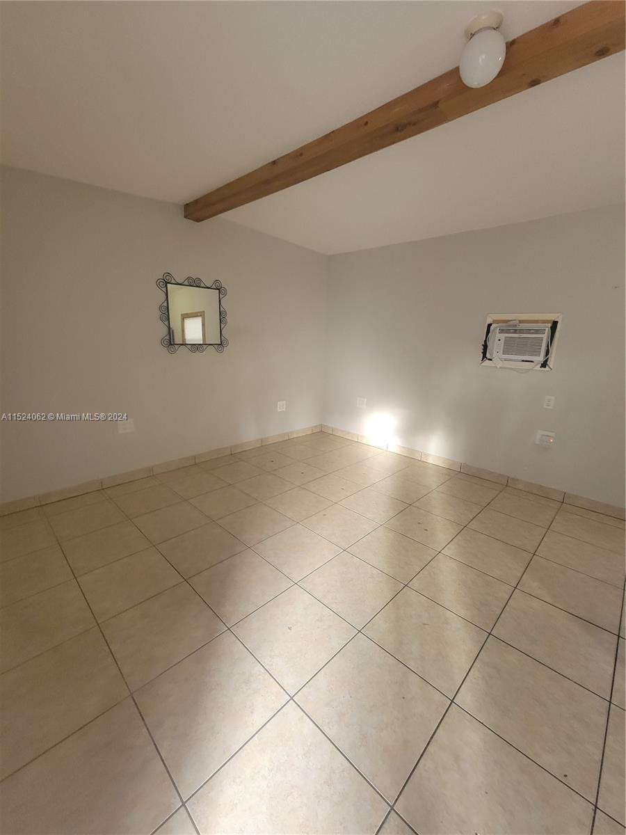 HOLLYWOOD BEACH GARDENS - Residential Lease