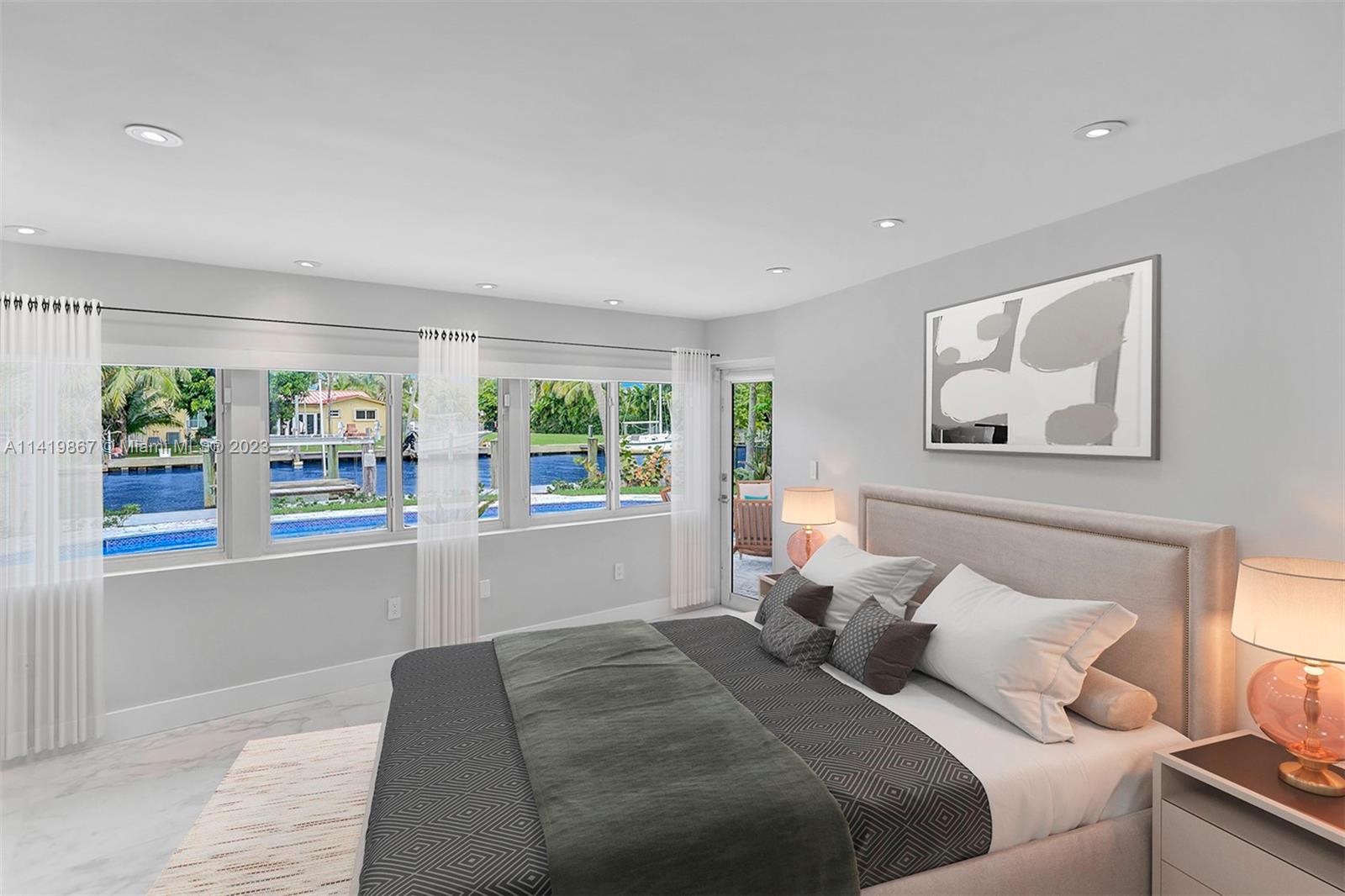 BELLE MEADE ISLAND - Residential