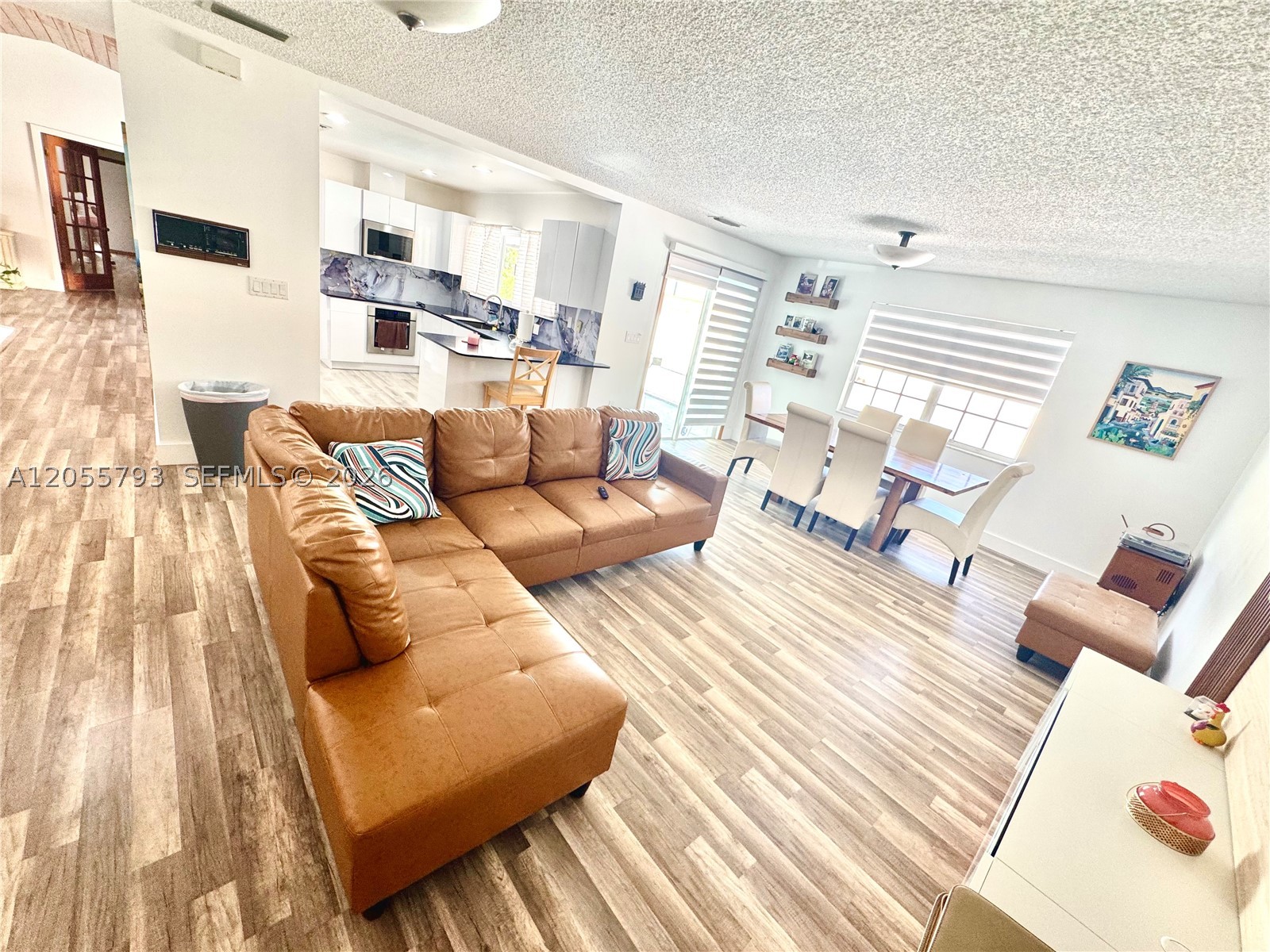 COUNTRY CLUB OF MIAMI EST - Residential Lease