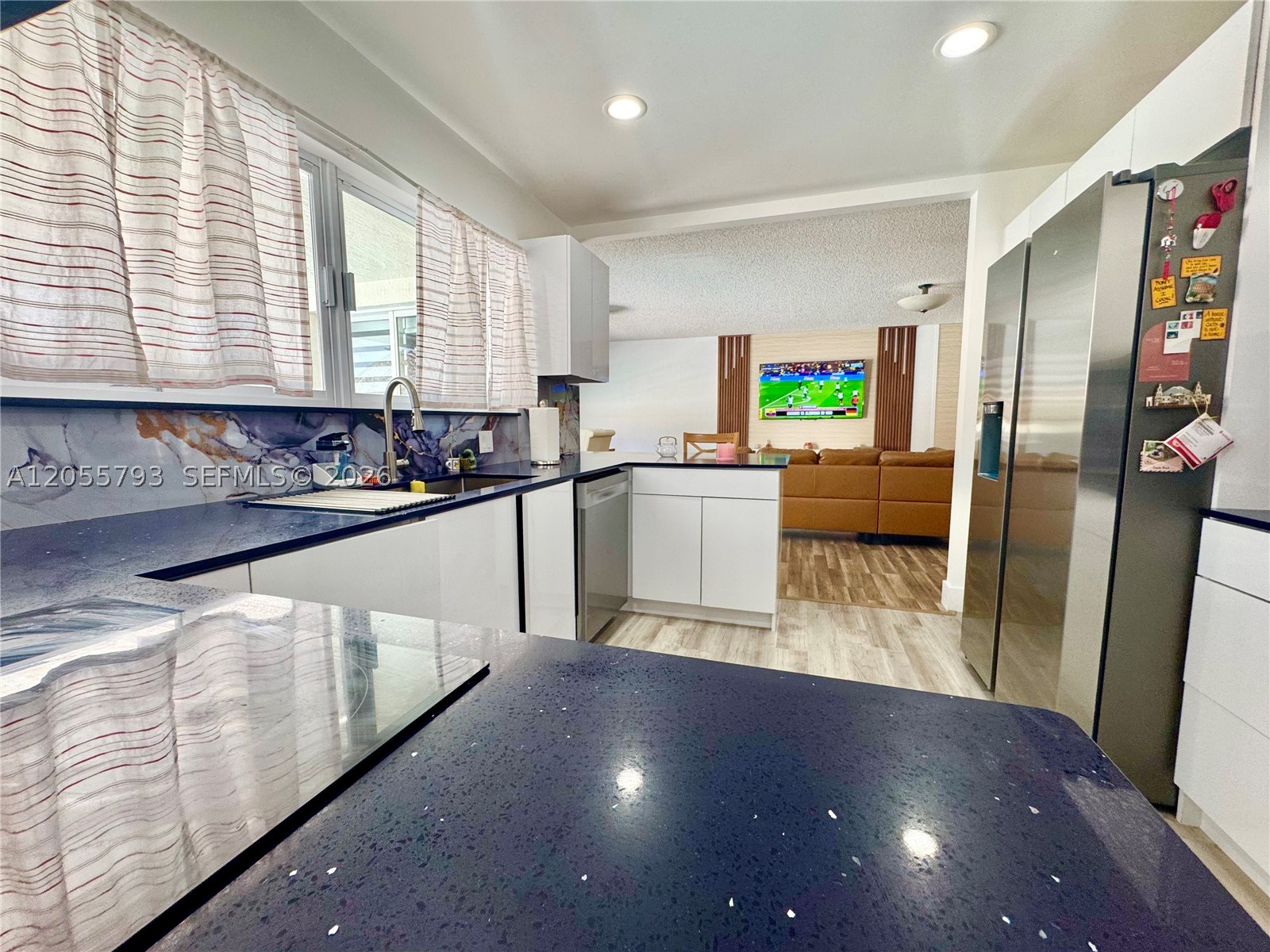 COUNTRY CLUB OF MIAMI EST - Residential Lease