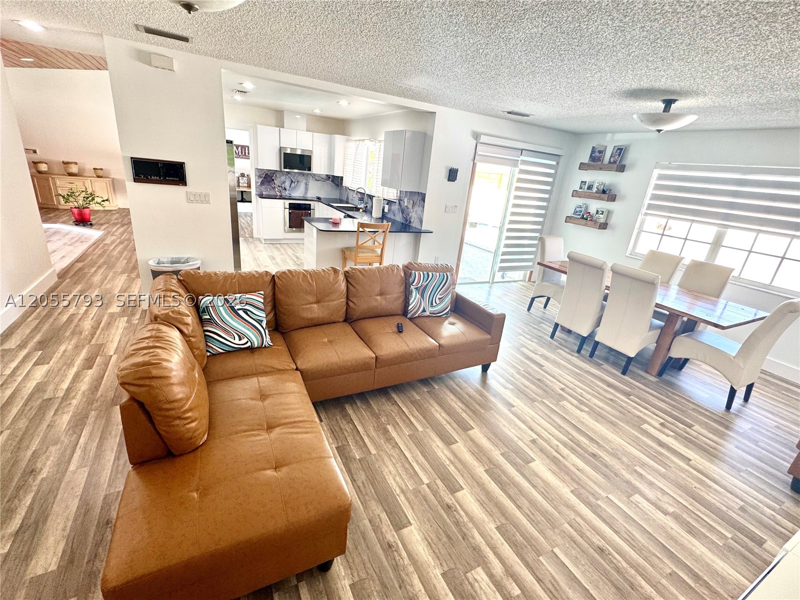 COUNTRY CLUB OF MIAMI EST - Residential Lease