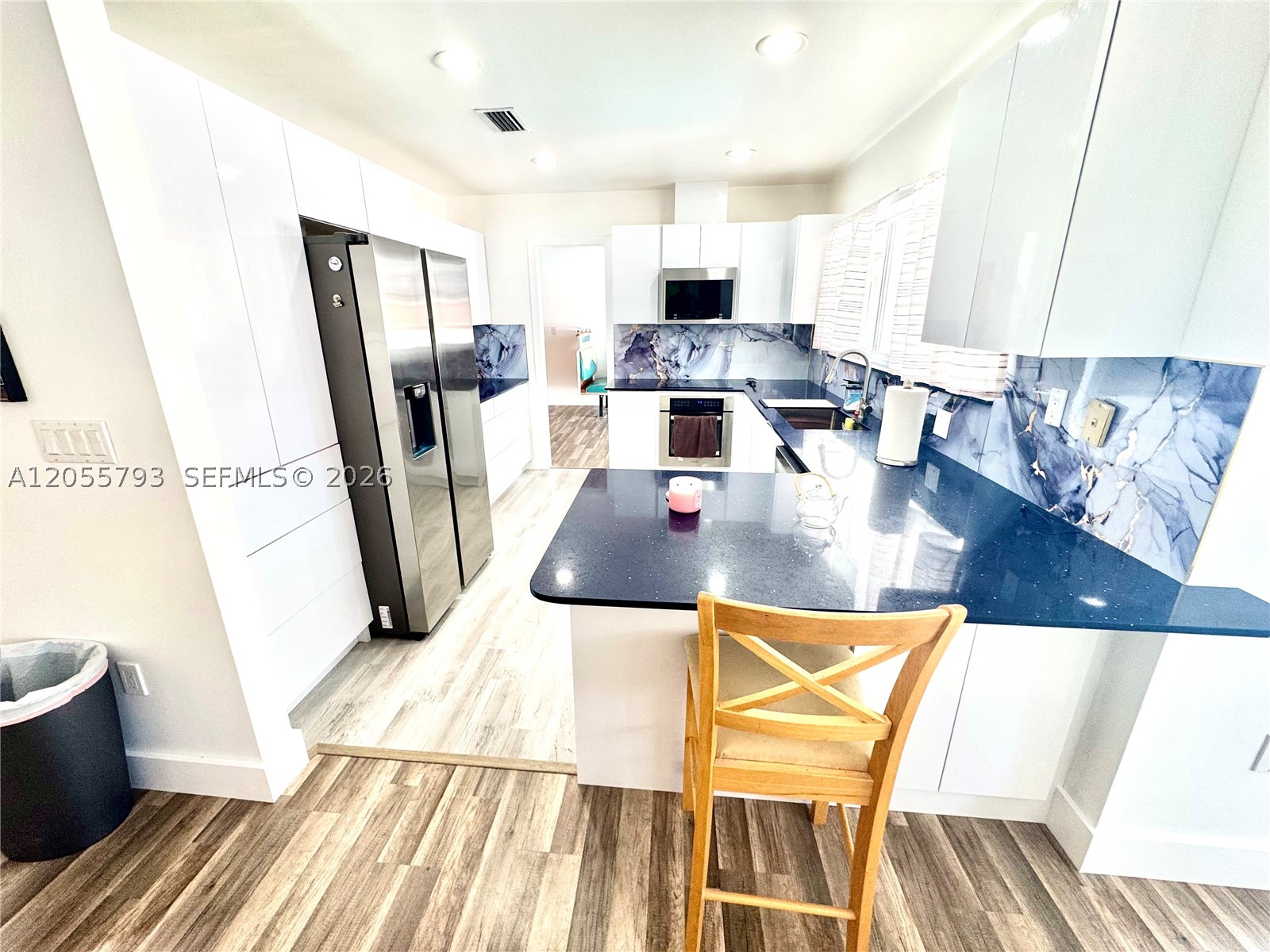 COUNTRY CLUB OF MIAMI EST - Residential Lease
