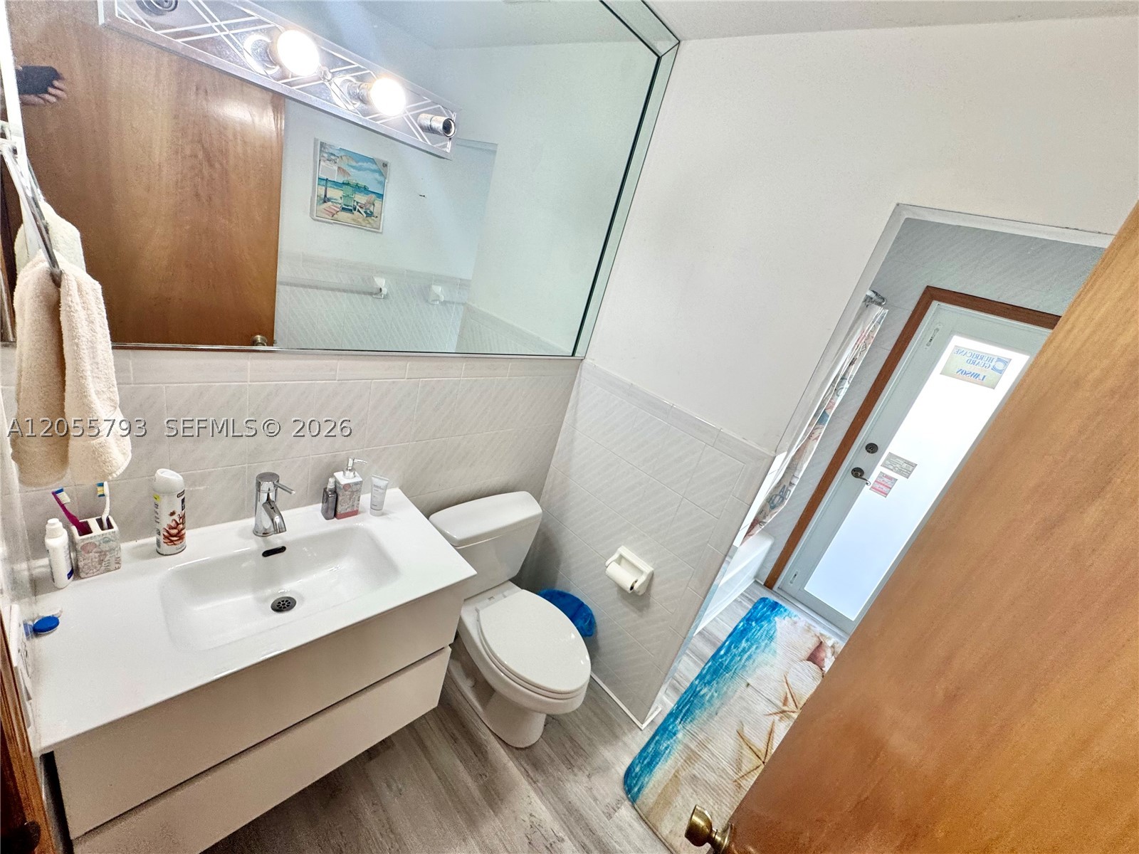 COUNTRY CLUB OF MIAMI EST - Residential Lease