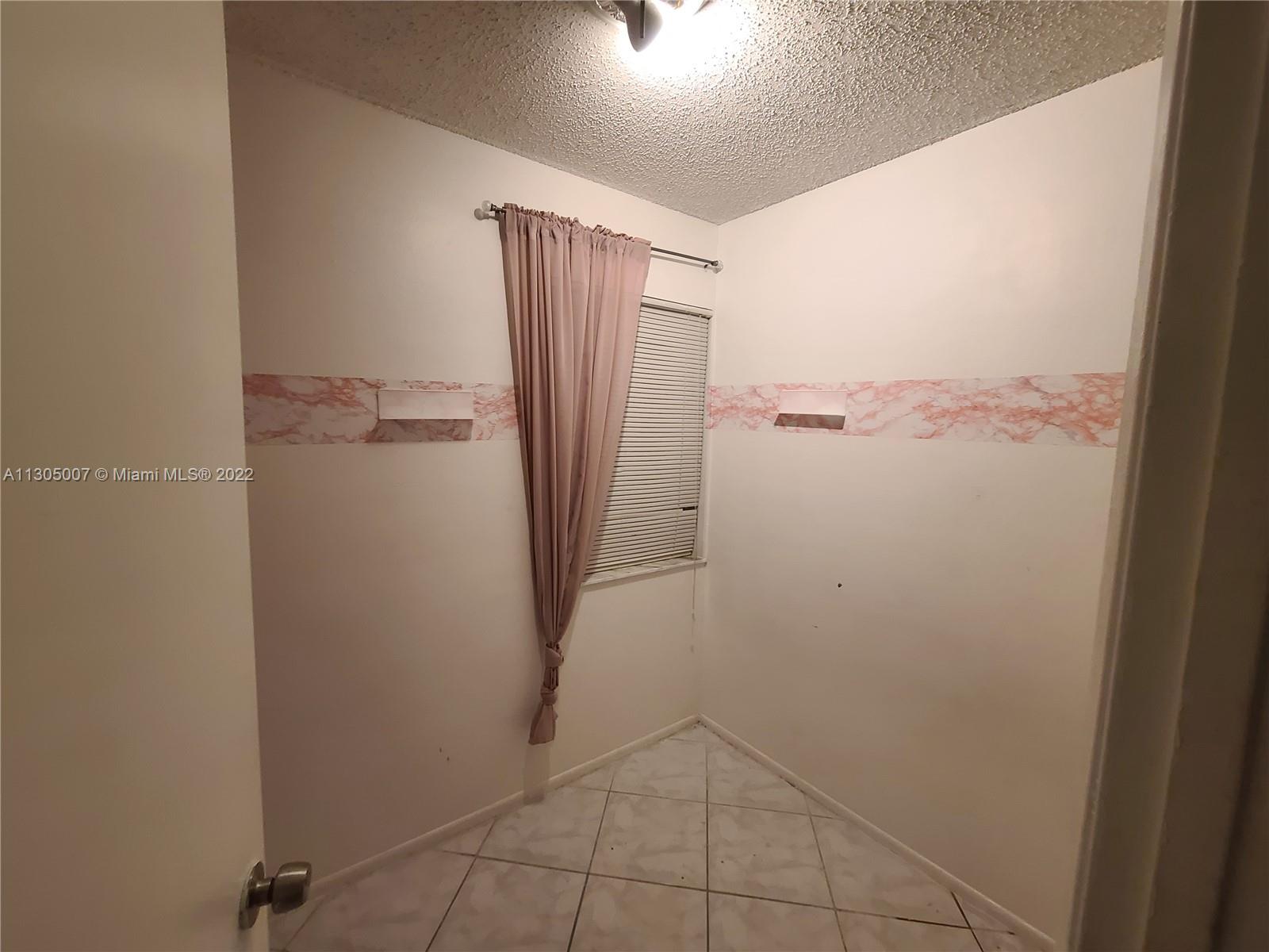 GARDENS NORTH ONE CONDO - Residential Lease