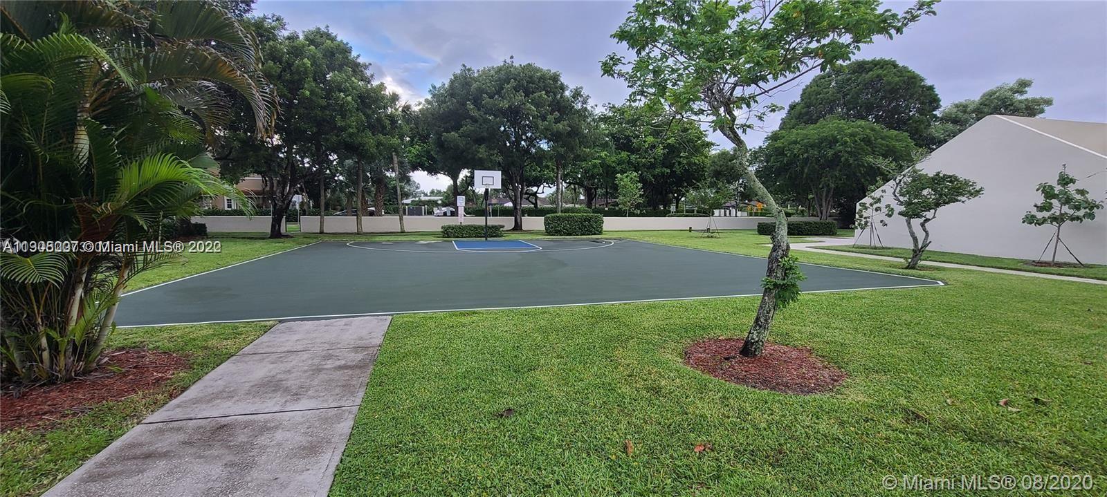 GARDENS NORTH ONE CONDO - Residential Lease