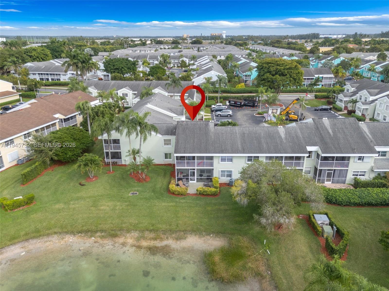 KEYS GATE CONDO NO FOUR - Residential