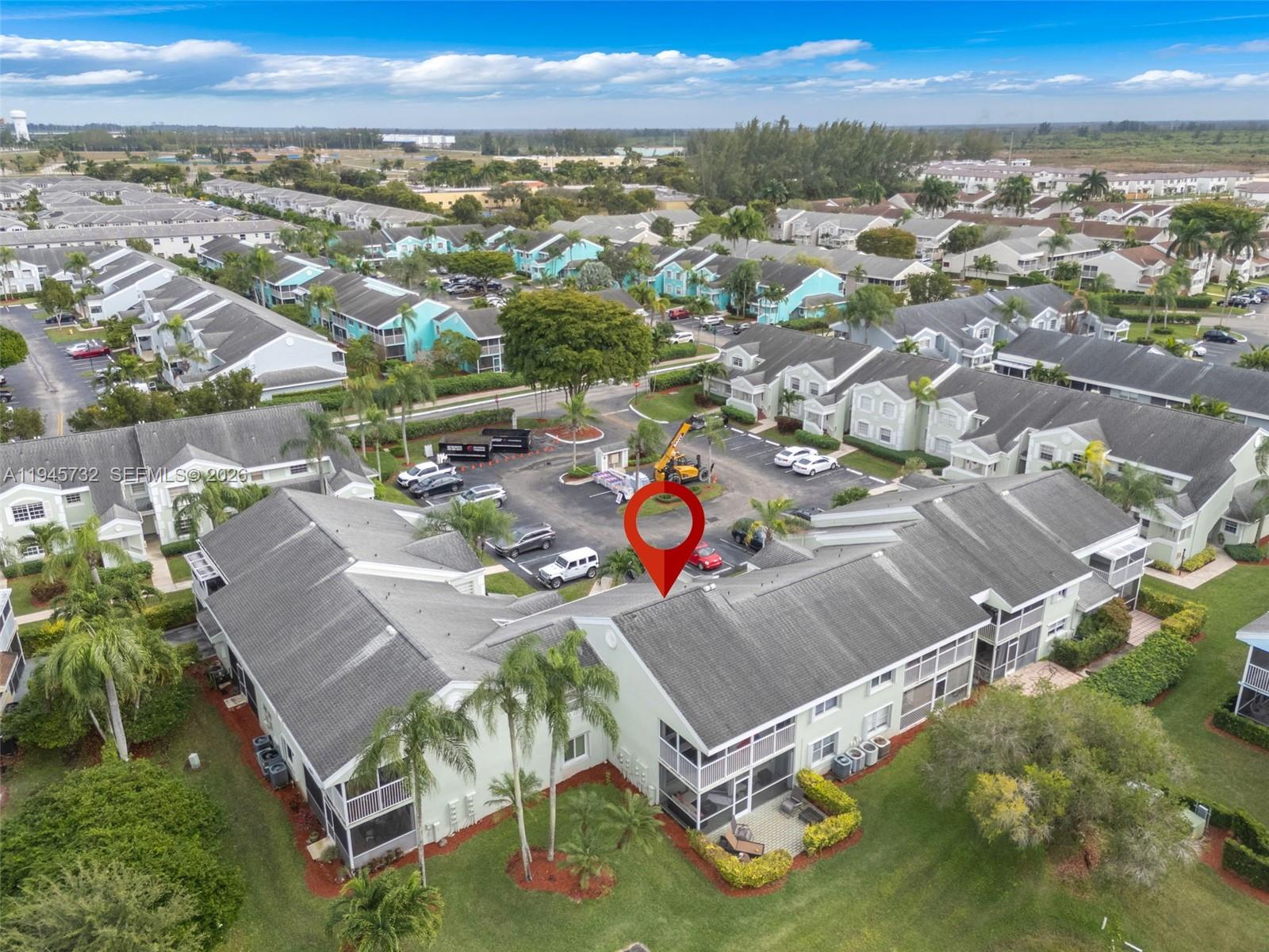KEYS GATE CONDO NO FOUR - Residential