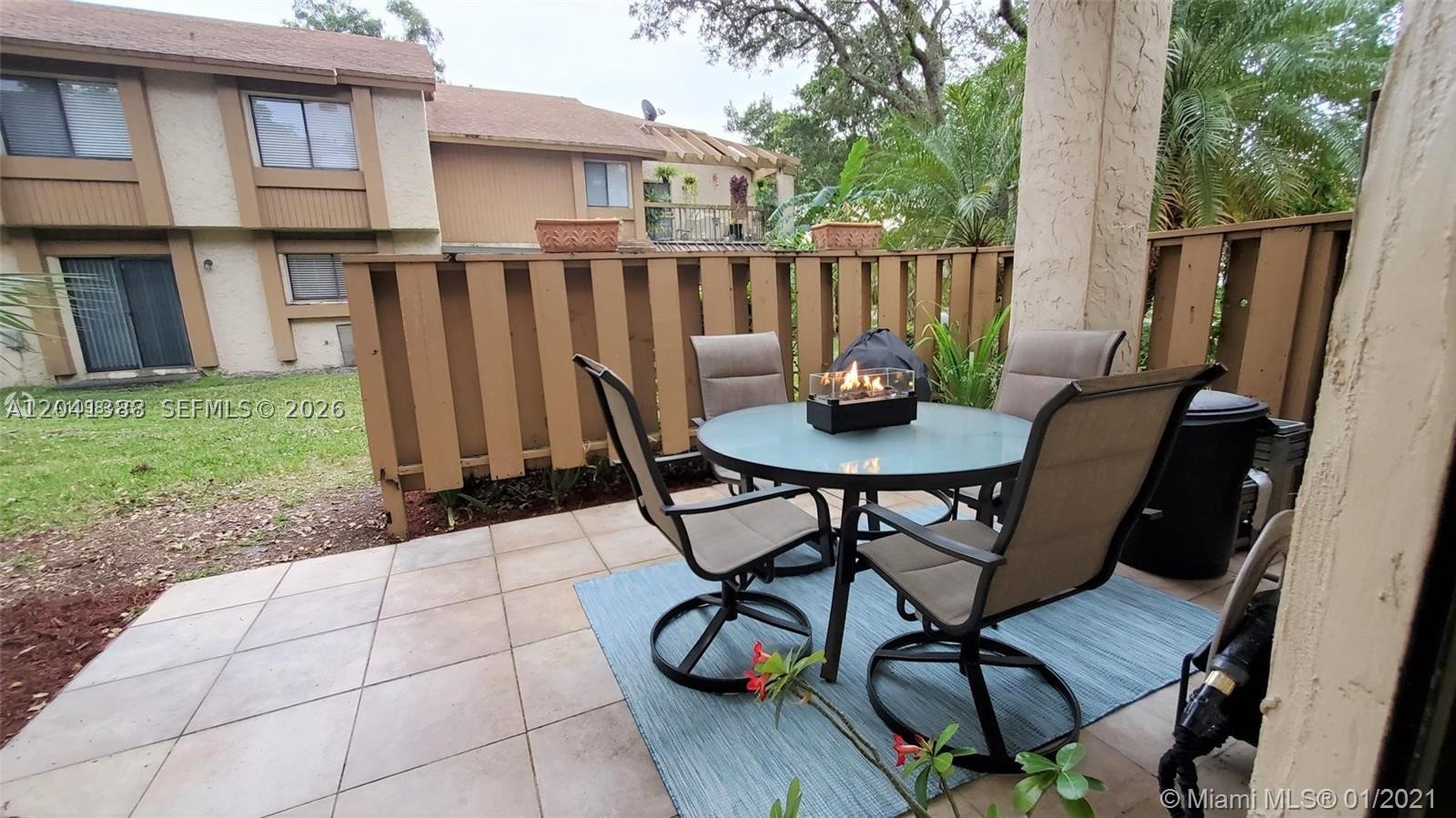 WIMBLEDON AT JACARANDA CO - Residential