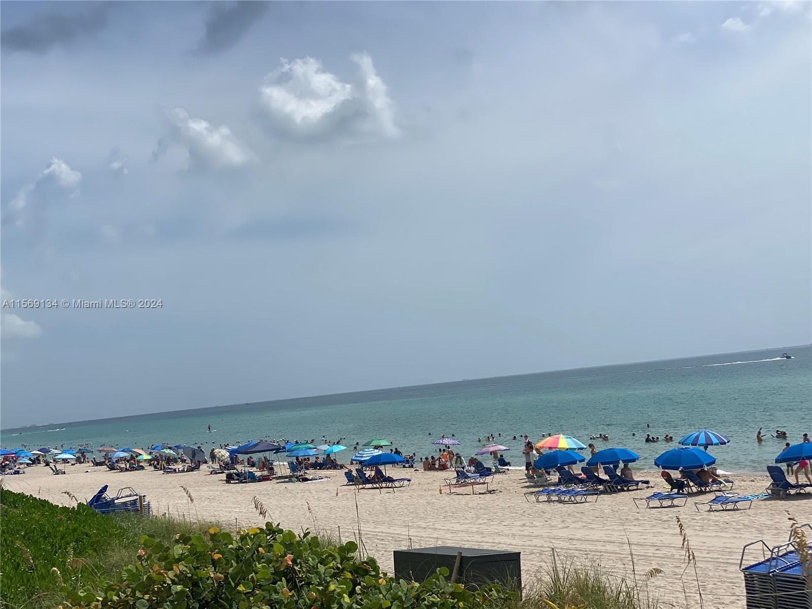 LA MER ESTATES WEST CONDO - Residential Lease