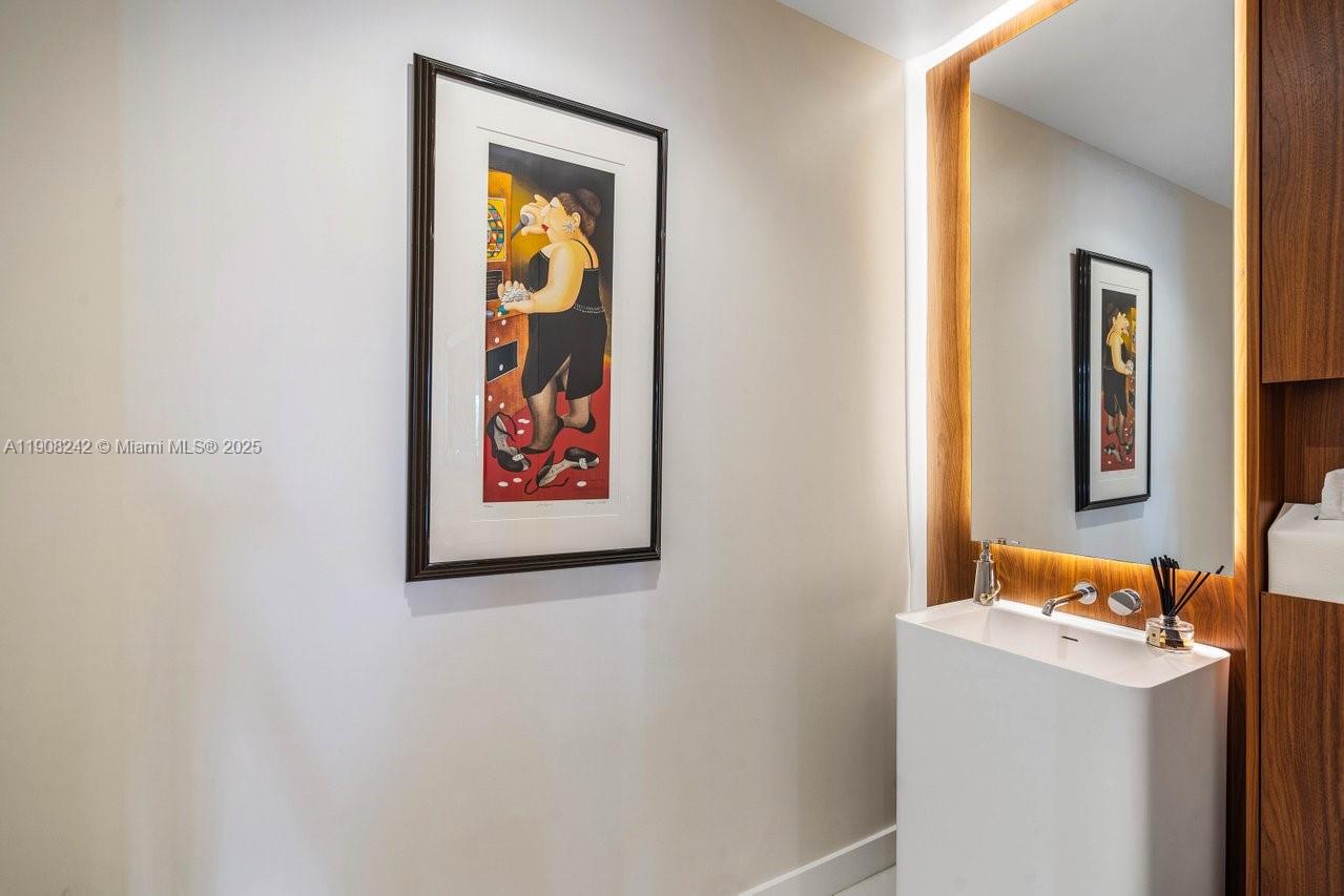 ALINA BOCA RATON CONDO - Residential