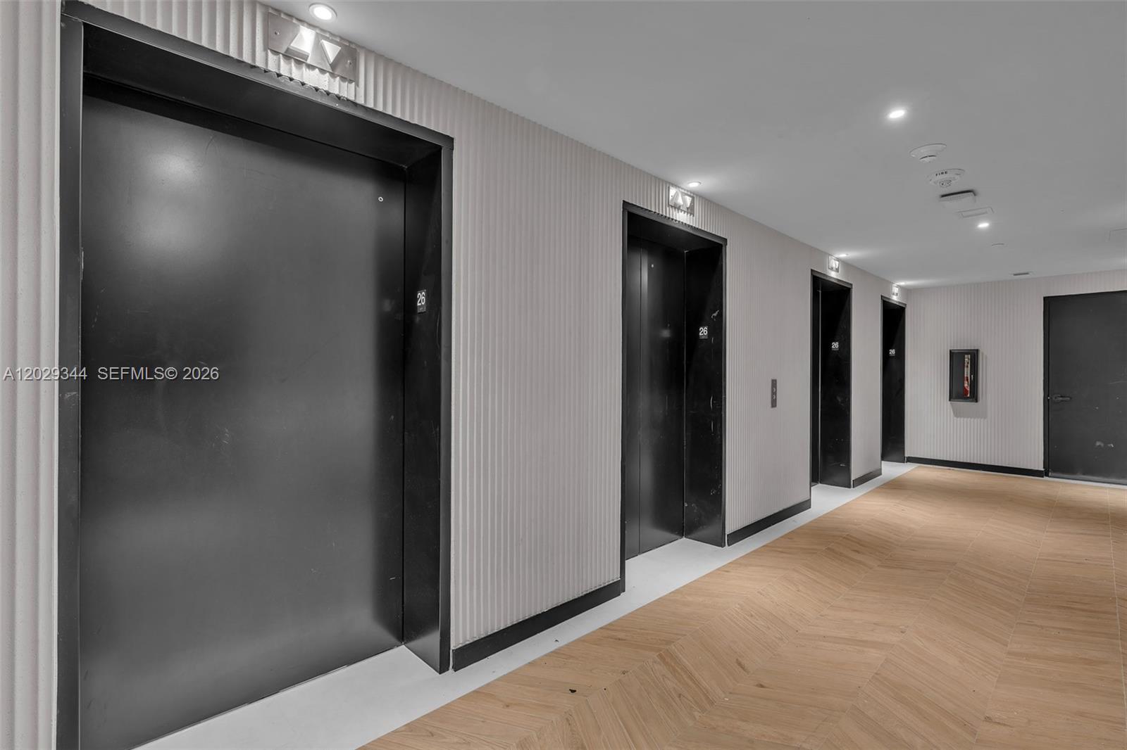 E11even hotel - Residential