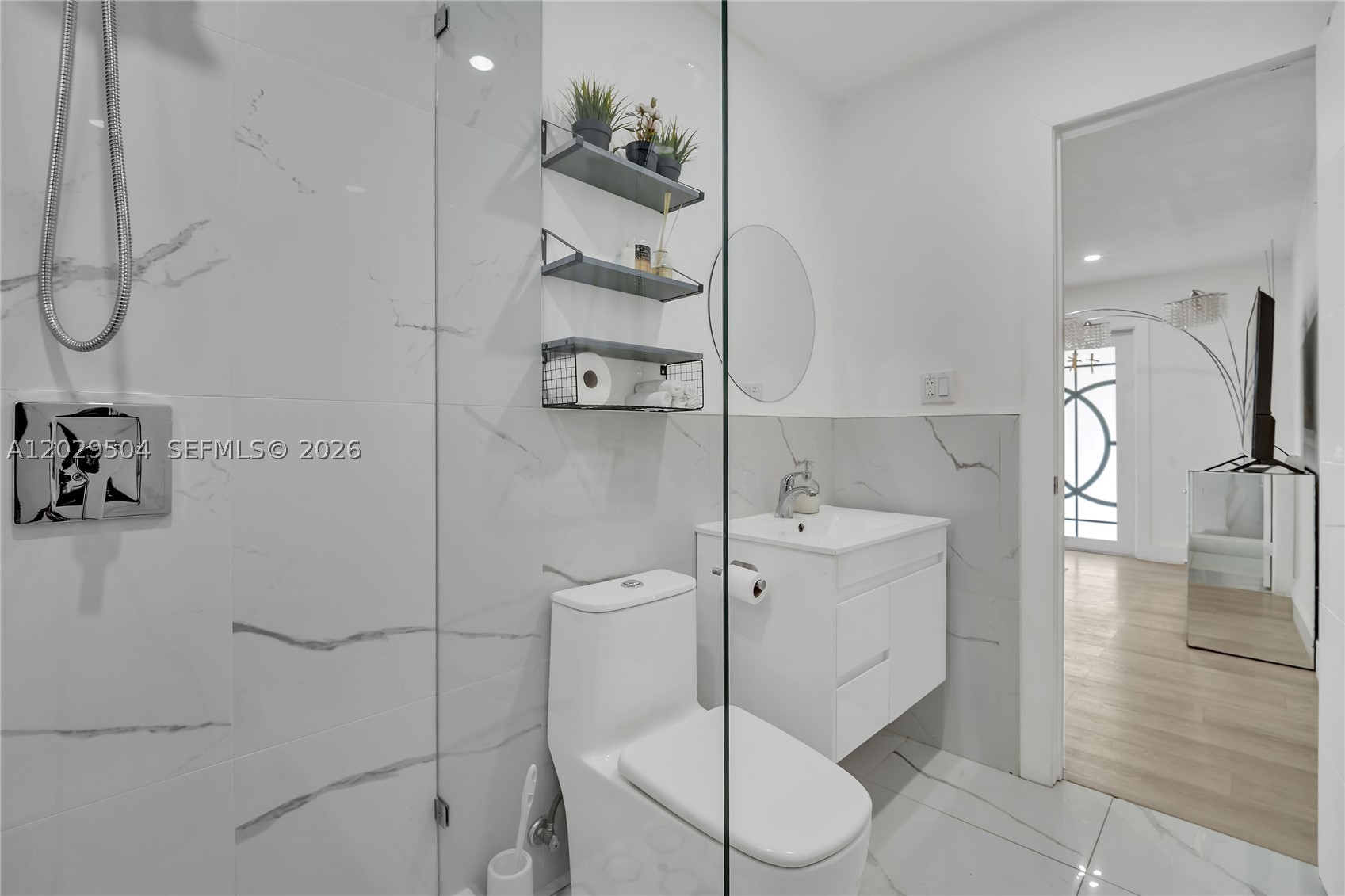LINWOOD GARDENS NO 2 - Residential