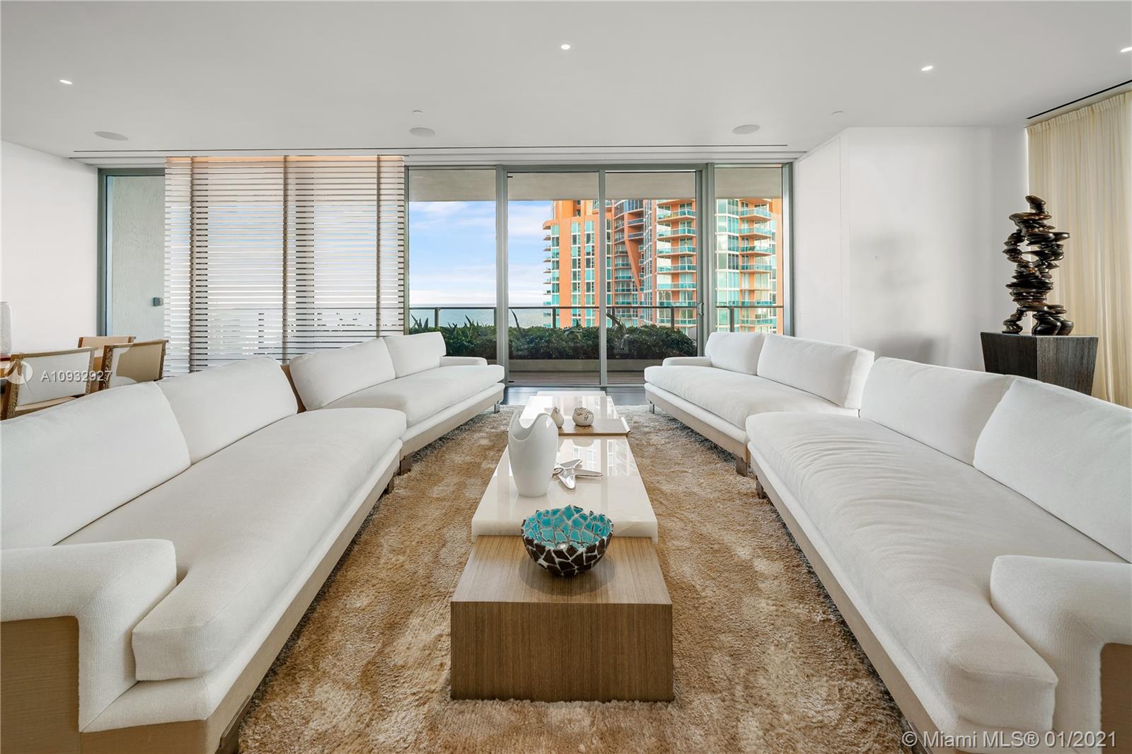 APOGEE CONDO - Residential
