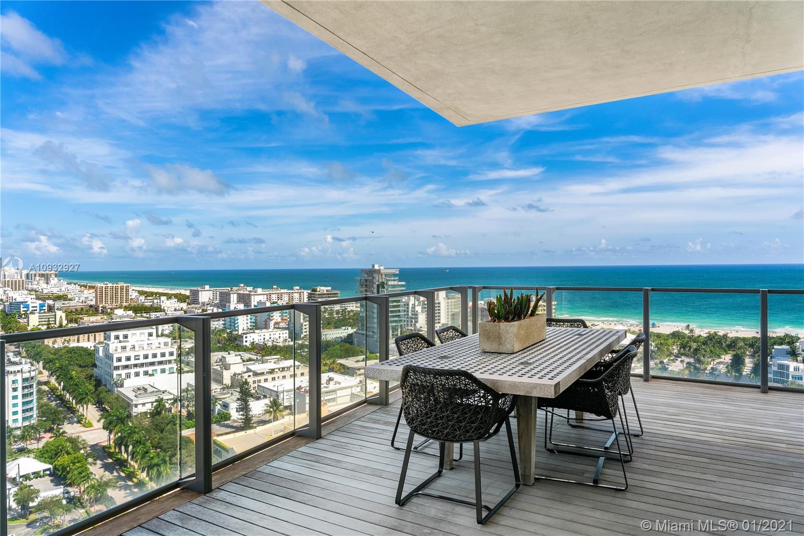APOGEE CONDO - Residential
