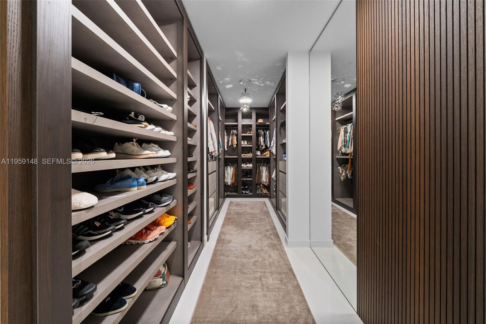 ASTON MARTIN - Residential