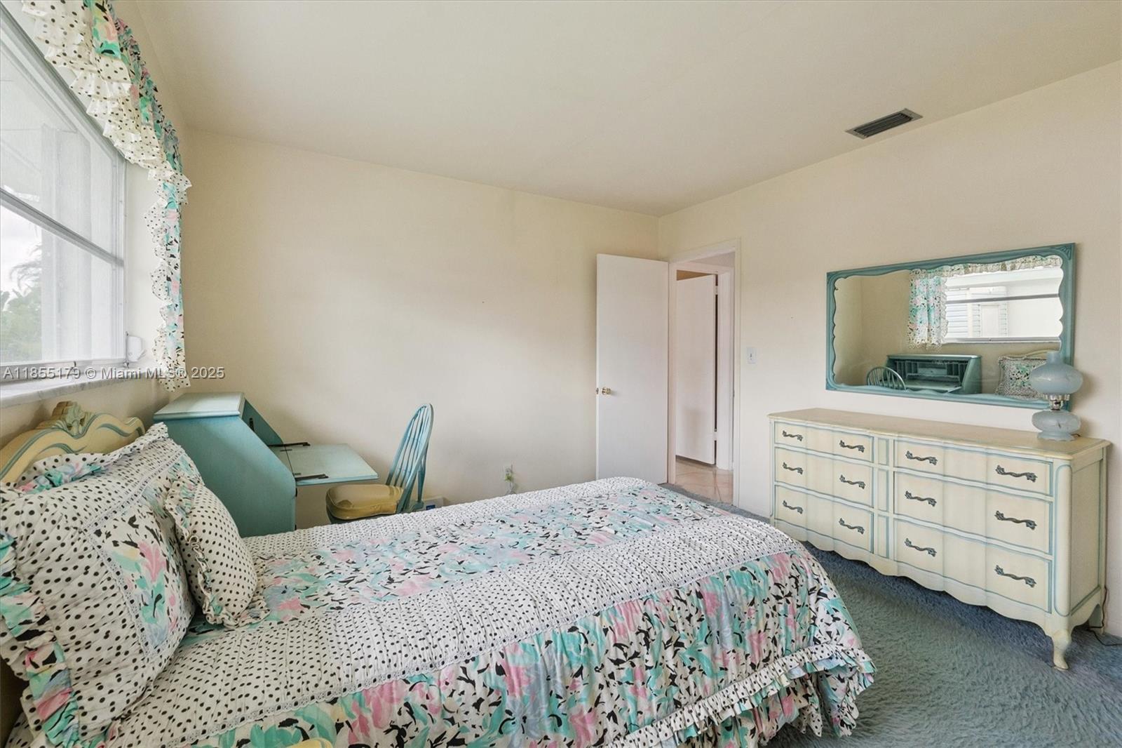 PLANTATION PARK LAKESITES - Residential