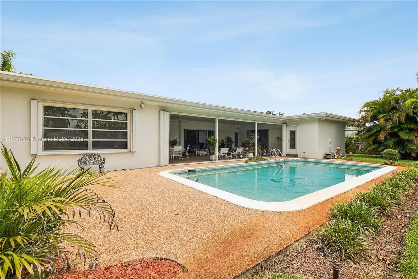 PLANTATION PARK LAKESITES - Residential