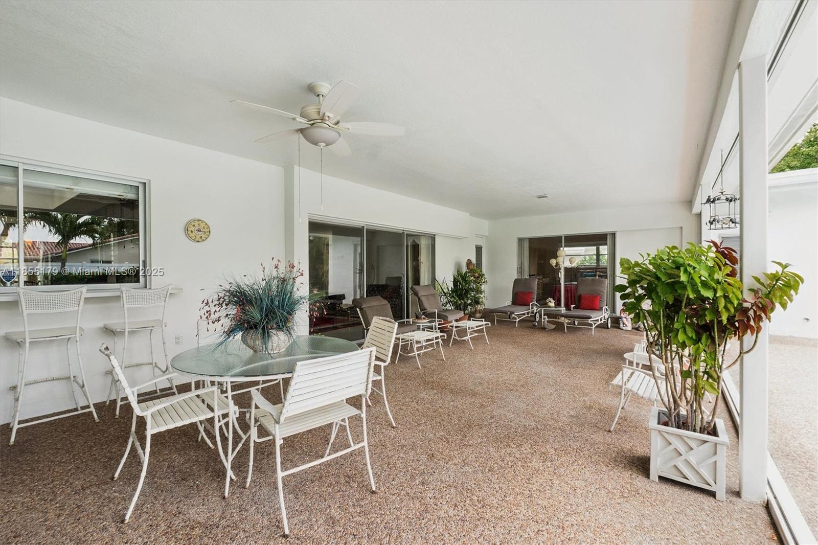 PLANTATION PARK LAKESITES - Residential