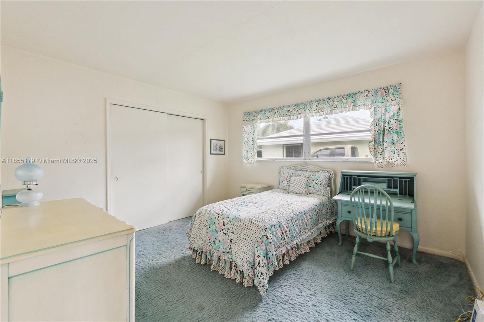 PLANTATION PARK LAKESITES - Residential
