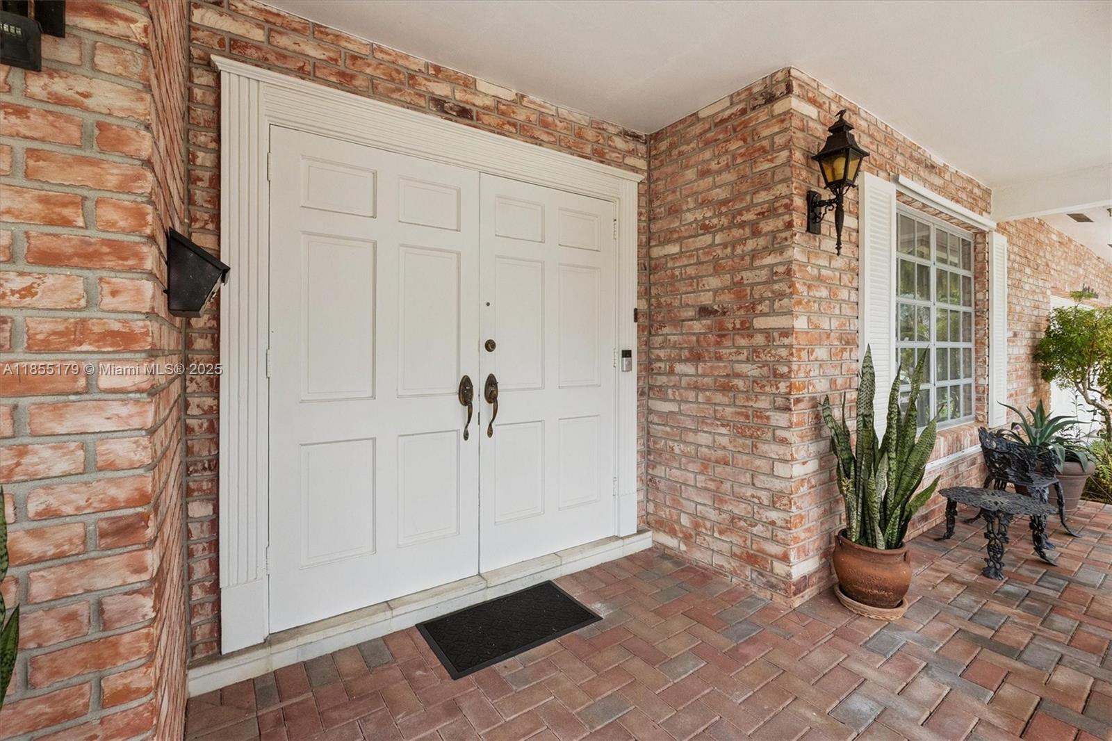 PLANTATION PARK LAKESITES - Residential