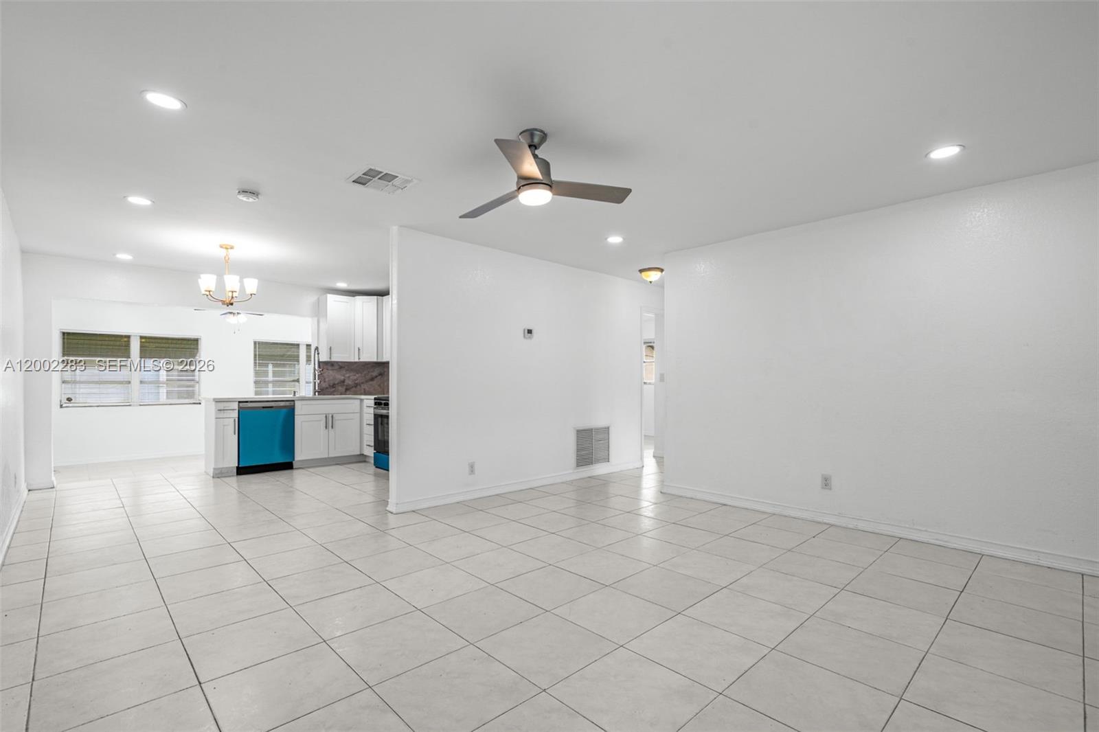 MAINLANDS OF TAMARAC LAKE - Residential