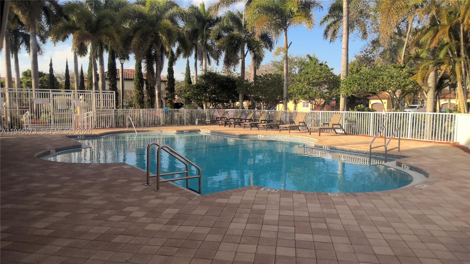 BELLAGIO AT VIZCAYA - Residential