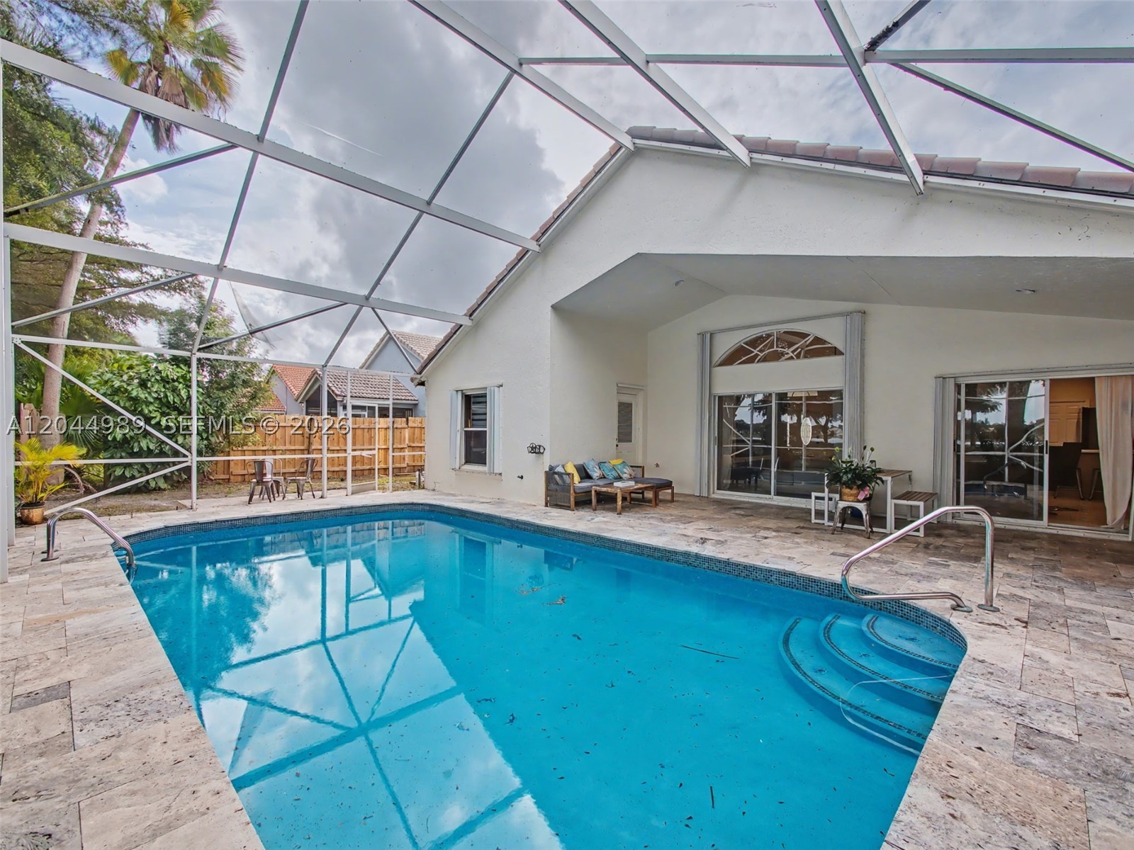 WELLINGTONS EDGE PAR 76 P - Residential