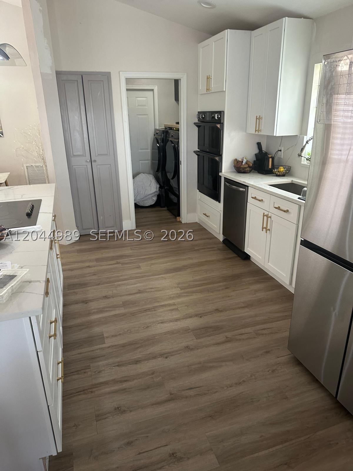 WELLINGTONS EDGE PAR 76 P - Residential
