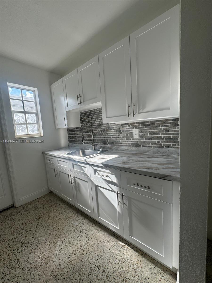 BISCAYNE BCH SUB - Residential Income